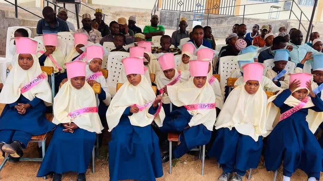 Mahafali ya Pili ya shule ya Awali na Msingi Lady Zahraa Islamic Pre and Primary School Yafanyika Kondoa Tanzania + Picha