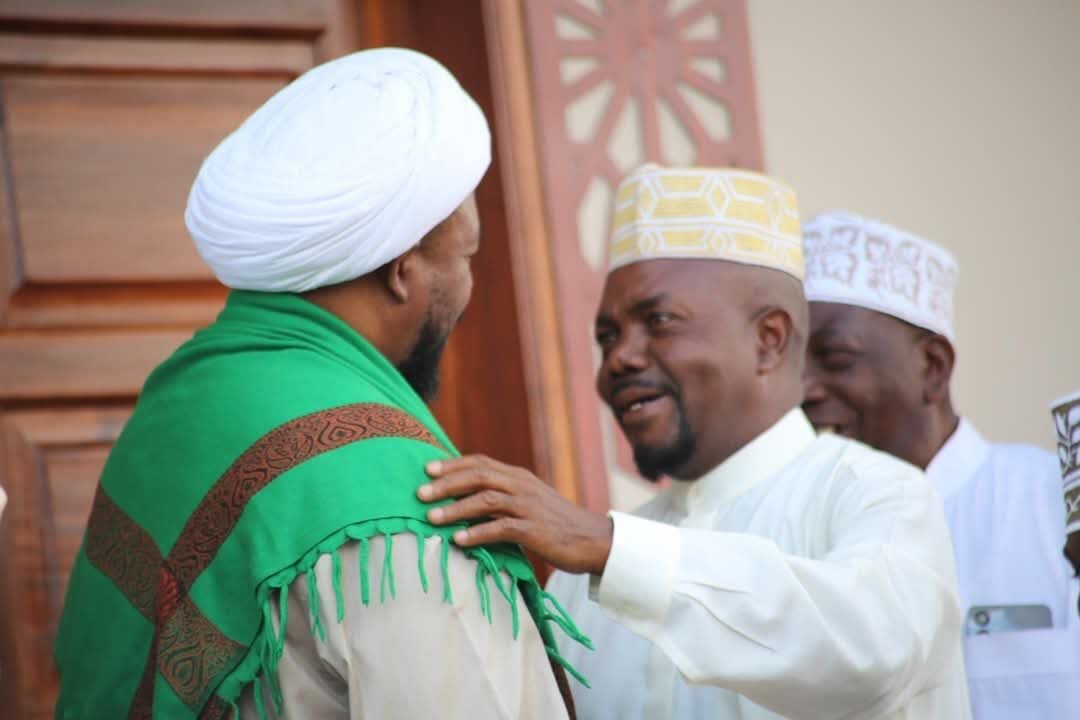 Sheikh Jalala Afanya Ziara ya Kushtukiza Katika Markaz ya Imam Ridhwa (a.s) Arusha Tanzania + Picha