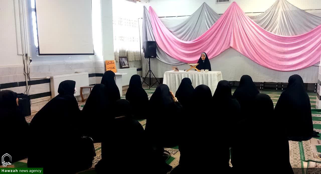 برگزاری سلسله جلسات مهدوی در مدرسه خواهران الیگودرز