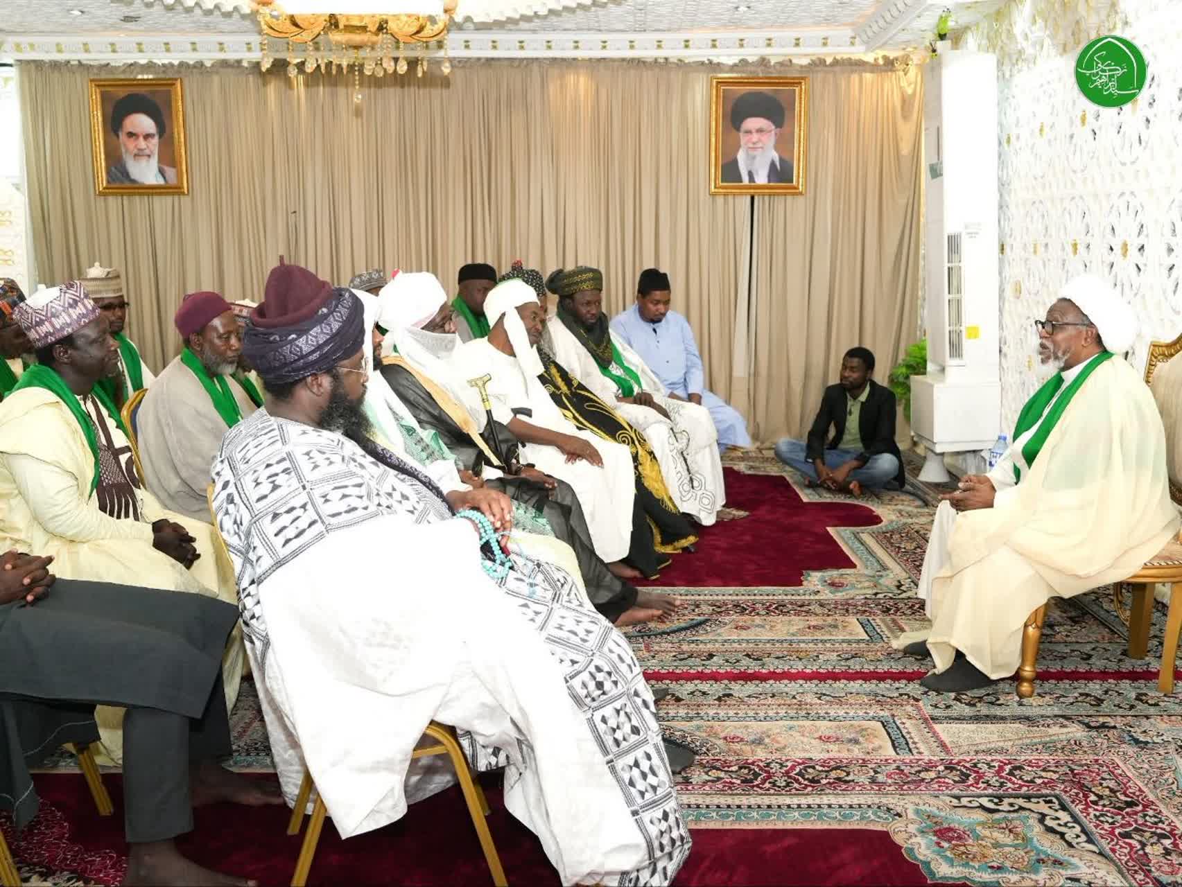 Jagora Sayyid Ibrahim Zakzaky (H) ya karbi Bakoncin Sarakunan Sharifai daga sassan qasar nan