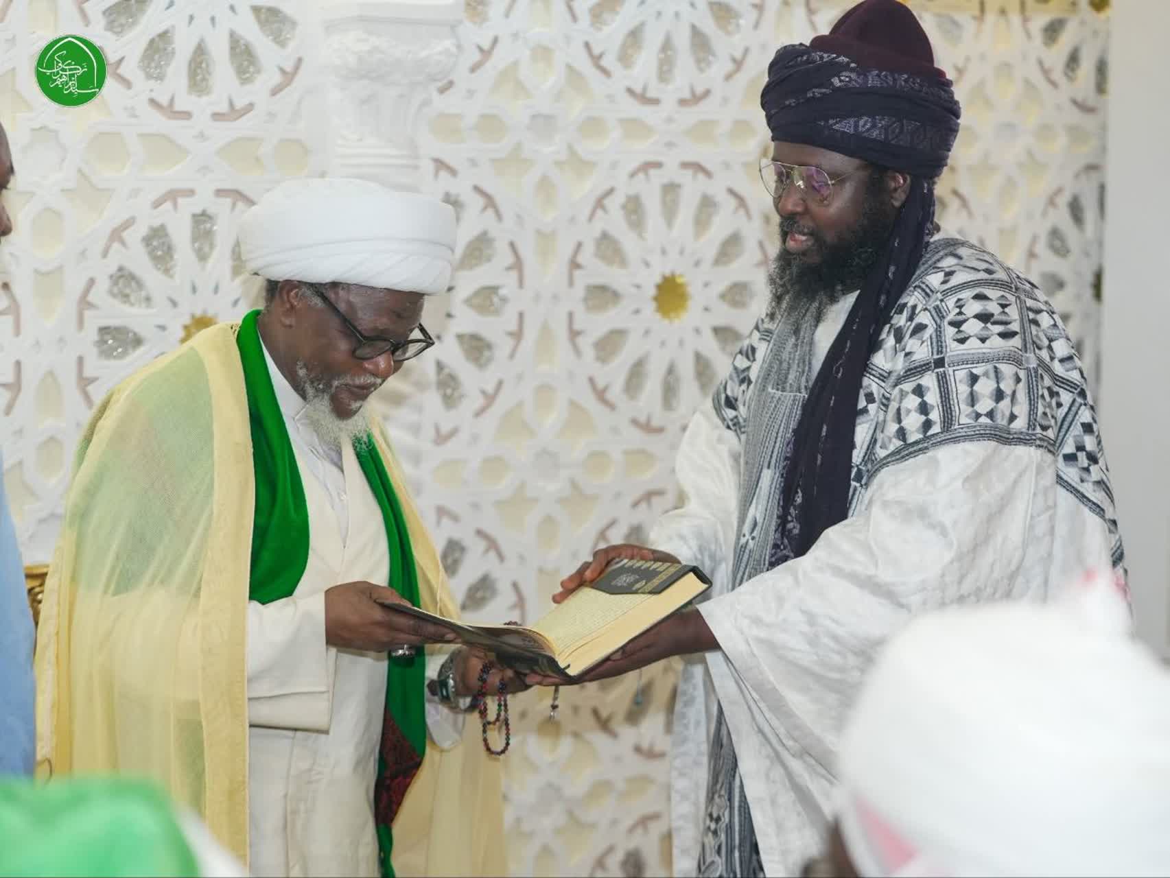 Jagora Sayyid Ibrahim Zakzaky (H) ya karbi Bakoncin Sarakunan Sharifai daga sassan qasar nan