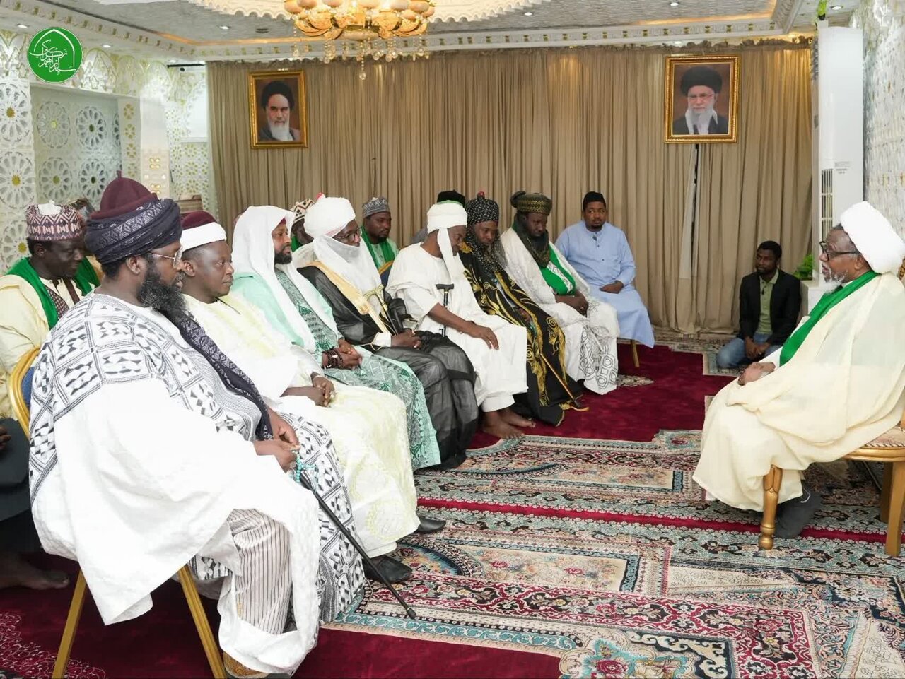 علماء وسادة نيجريّون يؤدون زيارة ودية للشيخ إبراهيم الزكزاكي + صور