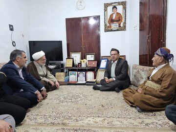 تصاویر/ دیدار نماینده ولی‌فقیه در  کردستان با استاد «شفیع خالدی کیمنه‌ای»