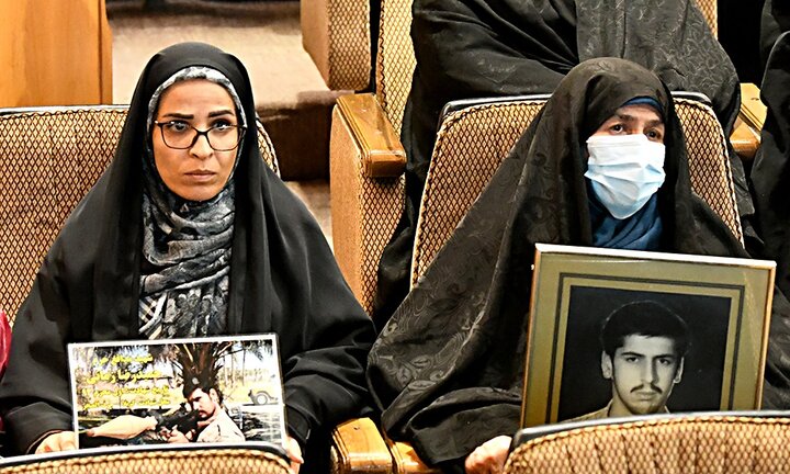 تصاویر/ یادواره بانوان شهیده منطقه 19