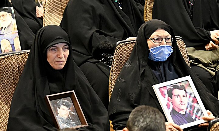 تصاویر/ یادواره بانوان شهیده منطقه 19