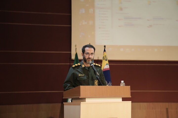 تصاویر/ برگزاری اولین آیین گرامیداشت خانواده‌ معزز شهدا در البرز