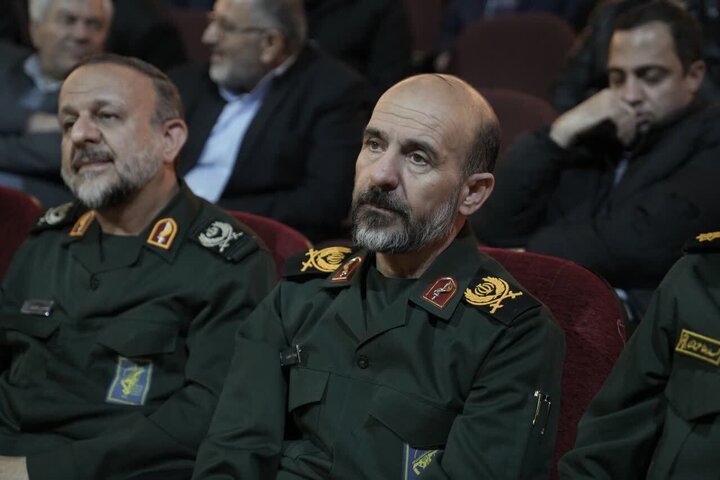 تصاویر/ برگزاری اولین آیین گرامیداشت خانواده‌ معزز شهدا در البرز