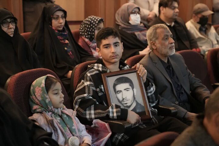 تصاویر/ برگزاری اولین آیین گرامیداشت خانواده‌ معزز شهدا در البرز