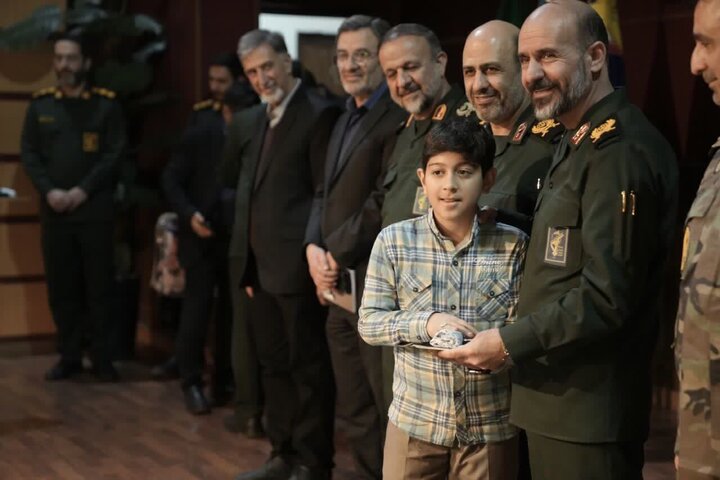 تصاویر/ برگزاری اولین آیین گرامیداشت خانواده‌ معزز شهدا در البرز