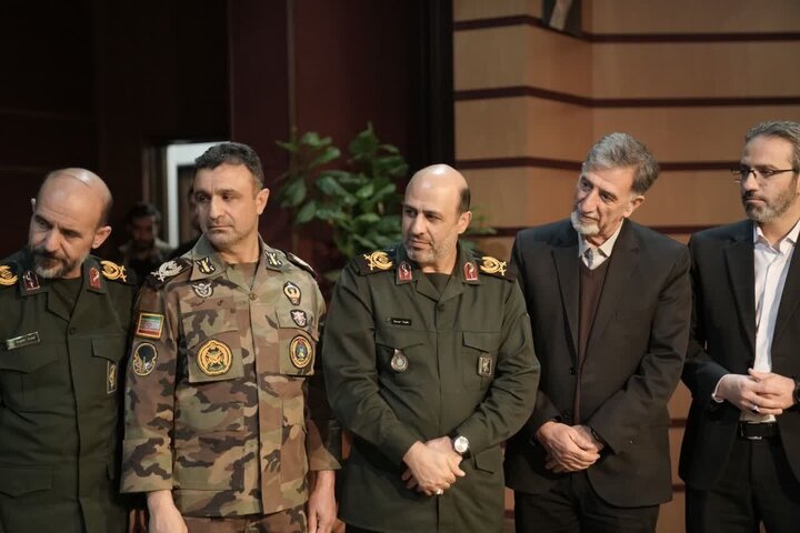 تصاویر/ برگزاری اولین آیین گرامیداشت خانواده‌ معزز شهدا در البرز