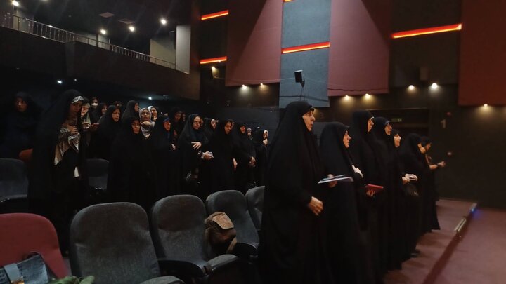 تصاویر/ همایش گوهرانه، زن جریان زندگی