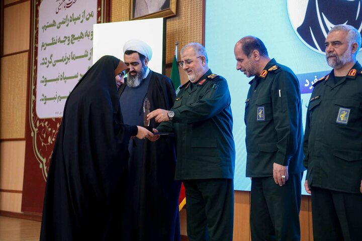 تصاویر/ مراسم گرامیداشت روز دانشجو در دانشگاه جامع امام حسین(ع)