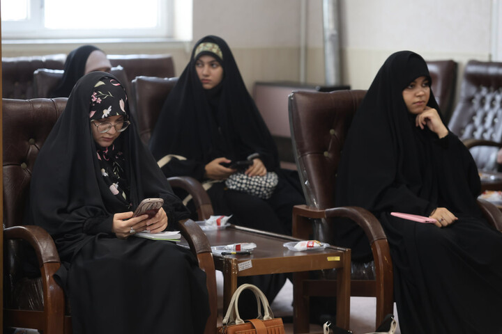 تصاویر / دیدار دانشجویان با نماینده ولی فقیه در استان همدان