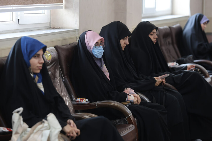 تصاویر / دیدار دانشجویان با نماینده ولی فقیه در استان همدان