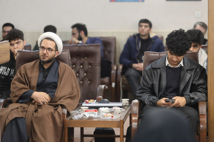 تصاویر / دیدار دانشجویان با نماینده ولی فقیه در استان همدان
