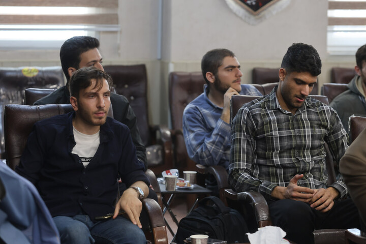 تصاویر / دیدار دانشجویان با نماینده ولی فقیه در استان همدان