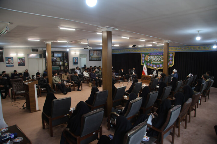 تصاویر / دیدار دانشجویان با نماینده ولی فقیه در استان همدان