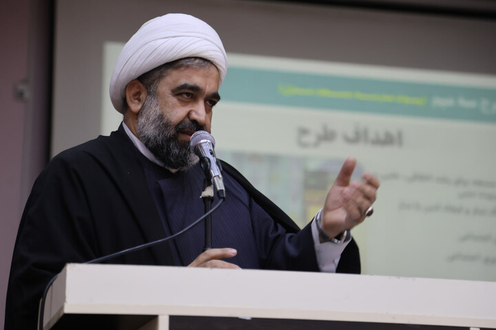 تصاویر / همایش مشترک ائمه جماعت مساجد و مدیران مدارس ابتدایی همدان