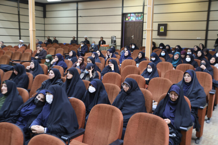 تصاویر / همایش مشترک ائمه جماعت مساجد و مدیران مدارس ابتدایی همدان