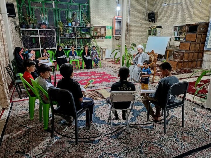 برگزاری کلاس‌های روان‌خوانی و آموزش احکام برای کودکان و نوجوانان روستای عرب‌آباد