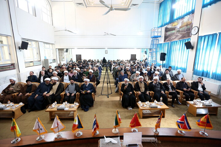 تصاویر/ اختتامیه همایش بین المللی مناسبات زبانی، فرهنگی و تمدنی ایران با شرق آسیا