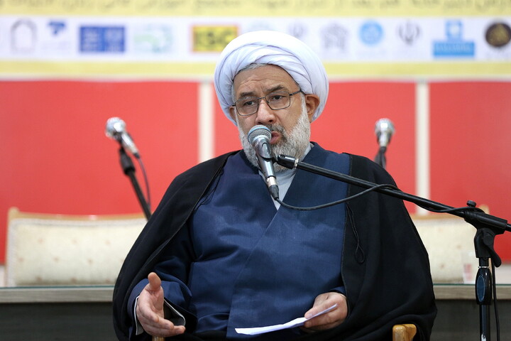 تصاویر/ اختتامیه همایش بین المللی مناسبات زبانی، فرهنگی و تمدنی ایران با شرق آسیا