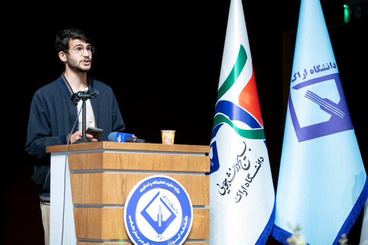 تصاویر/گرامیداشت روز دانشجو با حضور استاندار مرکزی