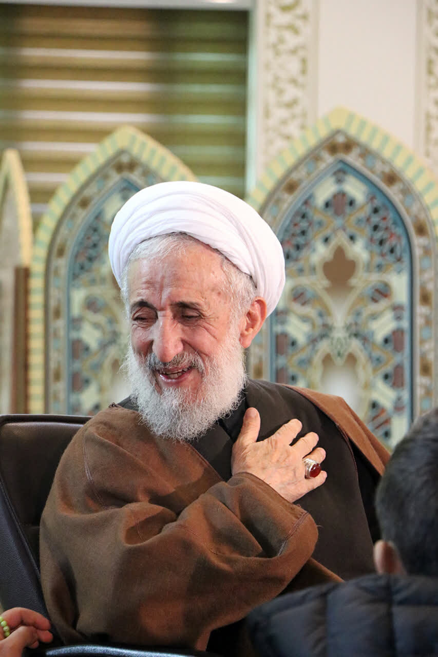 انسان بدون ولایت با کوچکترین آلودگی و حادثه، تباه میشود+ تصاویر