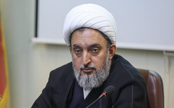 سندچشم‌انداز راهبردی حوزه چارچوبی برای هماهنگی پژوهش، سیاست و اجرا است/ سند چشم‌انداز، آغاز مرحله‌ای جدید در سازمان‌دهی تولید محتوا و سیاست‌های دینی حوزه است