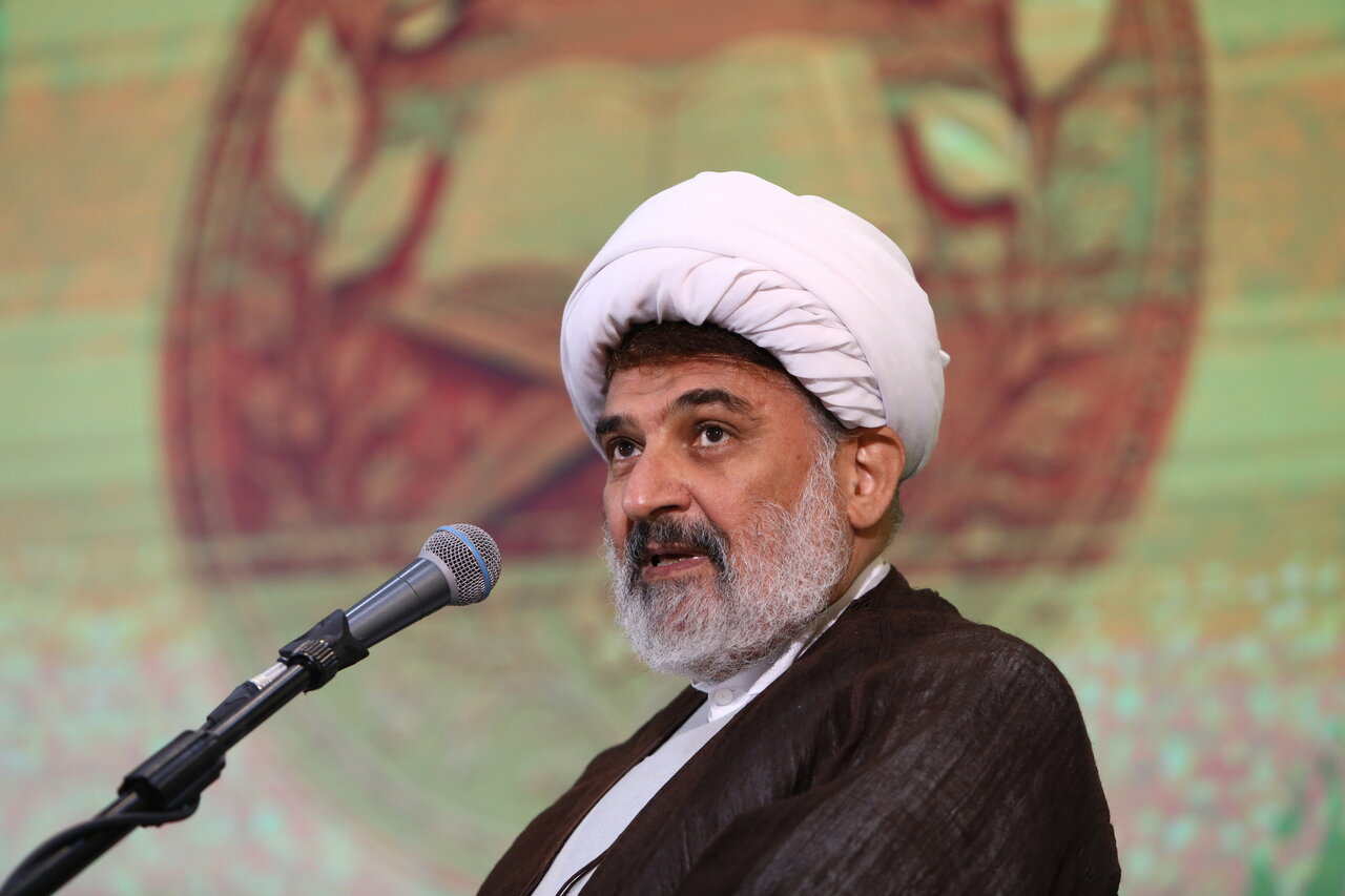 همراهی قرآن و عترت ویژگی خاص مسابقات معارفی در قم است