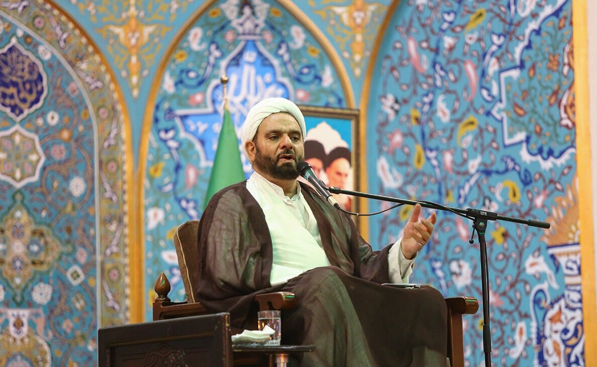 इस्लामी जीवनशैली इंसान को हयाते दाईमी प्रदान करती है: हुज्जतुल इस्लाम अहमद लुक़मानी