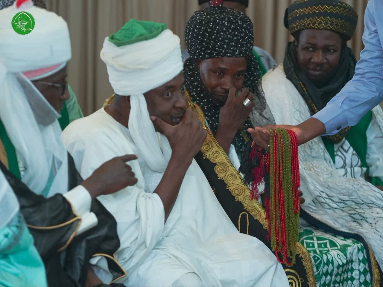 علماء وسادة نيجريّون يؤدون زيارة ودية للشيخ إبراهيم الزكزاكي + صور