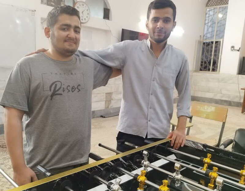 قهرمانی تیم مدرسه علمیه آیت‌الله مدنی کاشانی(ره) در مسابقات فوتبال دستی طلاب بسیجی کاشان