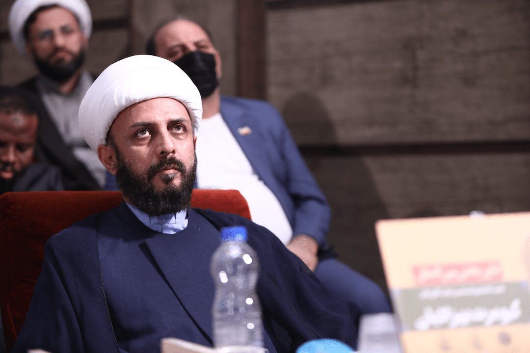 فضائل اخلاقی و آموزه‌های قرآن کلید موفقیت است