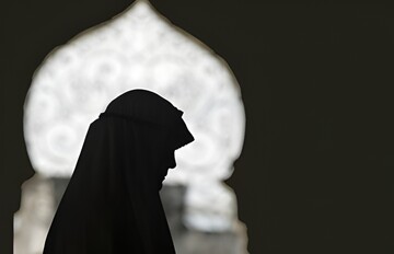 زنان، ستون‌های هویت و فرهنگ امت اسلام هستند