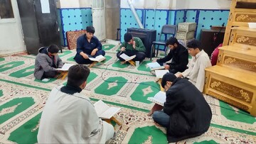 تصاویر/ جلسه قرائت قرآن طلاب مدرسه علمیه آیت‌الله مدنی کاشانی(ره)