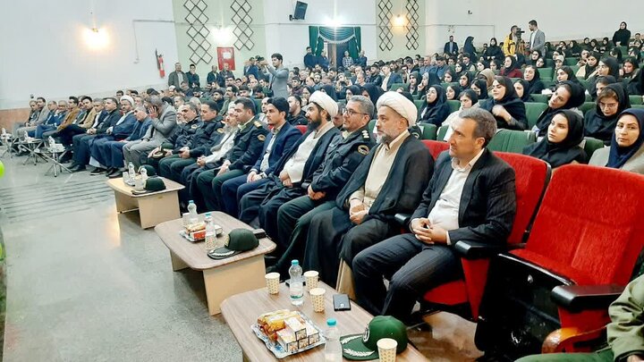 تصاویر/ آیین گرامیداشت روز دانشجو در شاهین دژ