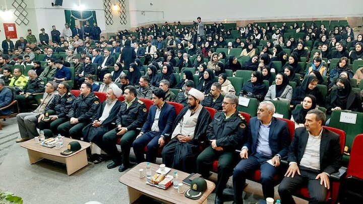 تصاویر/ آیین گرامیداشت روز دانشجو در شاهین دژ