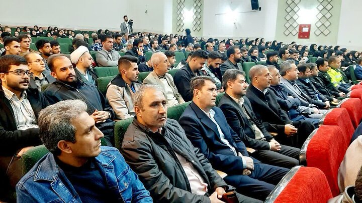 تصاویر/ آیین گرامیداشت روز دانشجو در شاهین دژ