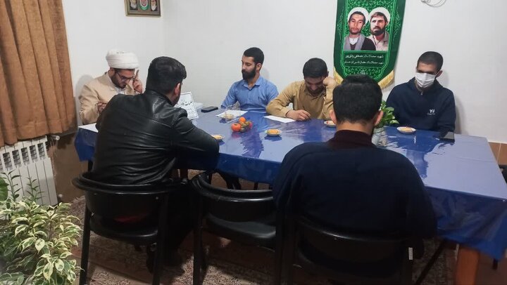 جلسه کانون علمی تاریخ و کلام اسلامی در مدرسه علمیه امام جعفرصادق(ع