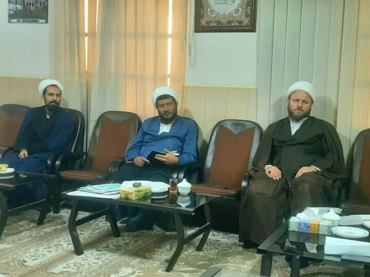 تصاویر/ نشست هم‌اندیشی معاونان پژوهش مدارس علمیه منطقه کاشان