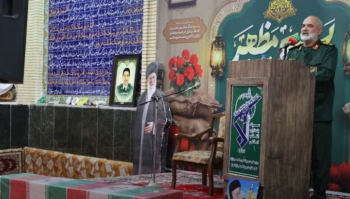 تصاویر/حضور  آیت‌الله سید محمدعلی موسوی جزایری در یادواره شهدای مسجد زین‌العابدین(ع) پایگاه شهیدهویزه در منطقه حصیرآباد اهواز