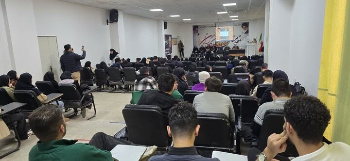 تصاویر / مراسم گرامیداشت روز دانشجو در شهرستان آبیک