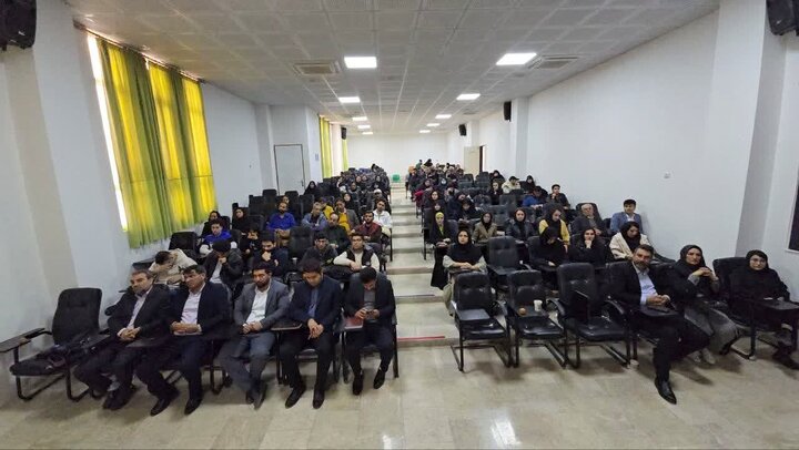 تصاویر / مراسم گرامیداشت روز دانشجو در شهرستان آبیک