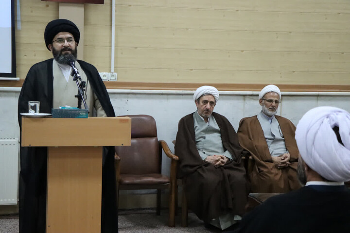 نشست رییس مرکز حفاظت اطلاعات قوه قضاییه با جمعی از روحانیون زنجان