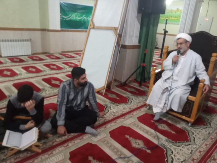 کارگاه روخوانی و روانخوانی قرآن کریم در مدرسه علمیه جلالیه آستانه اشرفیه