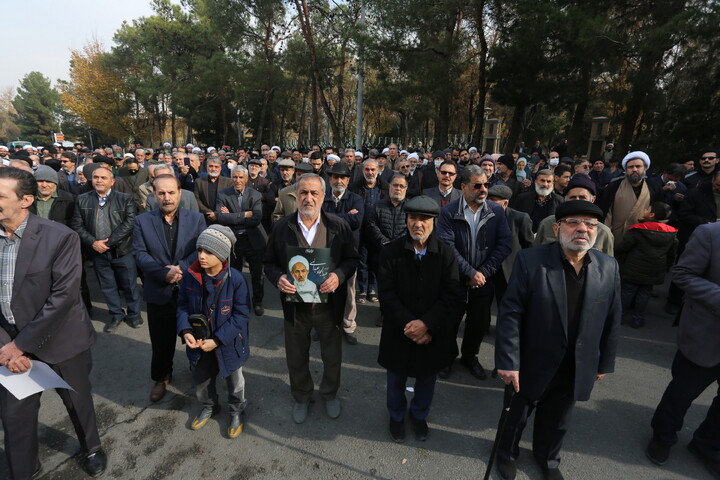 مراسم تشییع مرحوم حجت الاسلام والمسلمین عبدالجواد عبدالهی در اصفهان
