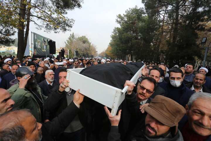 مراسم تشییع مرحوم حجت الاسلام والمسلمین عبدالجواد عبدالهی در اصفهان
