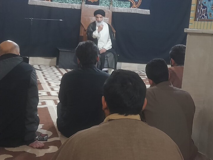 تصاویر/درس اخلاق در مدرسه علمیه مهدیه شهرستان امیدیه