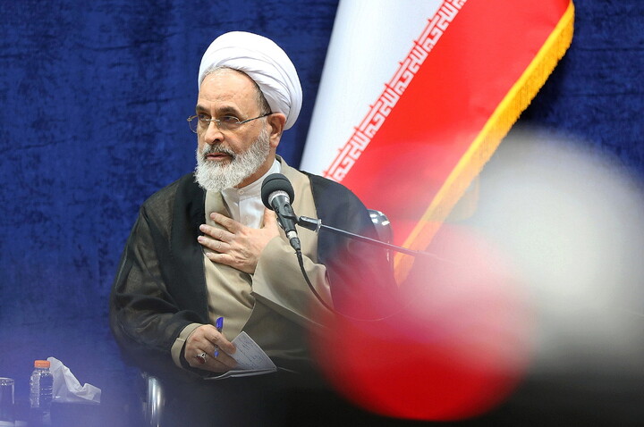 تصاویر/ نشست اساتید تفسیرحوزه‌های علمیه با حضور آیت الله اعرافی